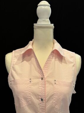 Coral Bay Pale Pink Sleeveless Button-Front Shirt